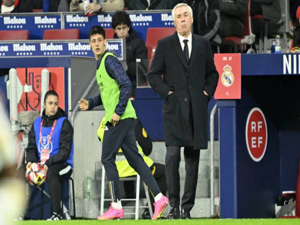 Tin Real 19/1: HLV Ancelotti phải nhận hàng loạt chỉ trích