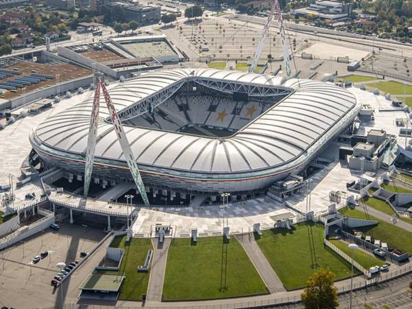 Sân nhà của Juventus tên gì?