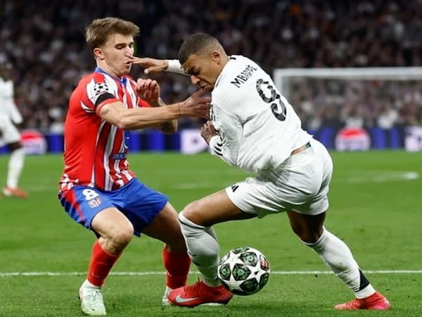 Kỹ thuật bóng đá của Mbappe xử lý tâm lý trong trận đấu lớn